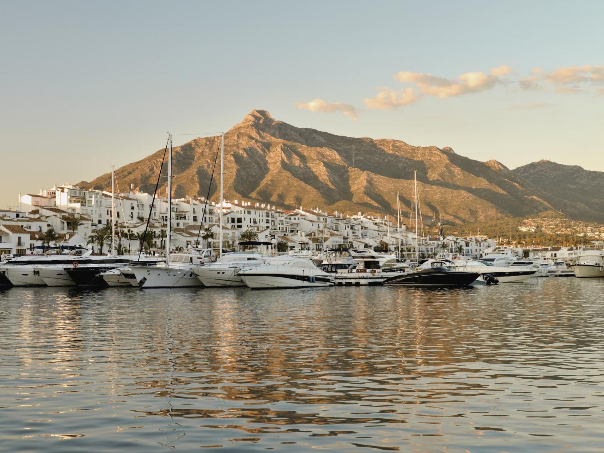 Vacation Marbella I Sea Views, 24-7 Security, Parking, Walk To Everything In Luxurious Puerto Banus 外观 照片