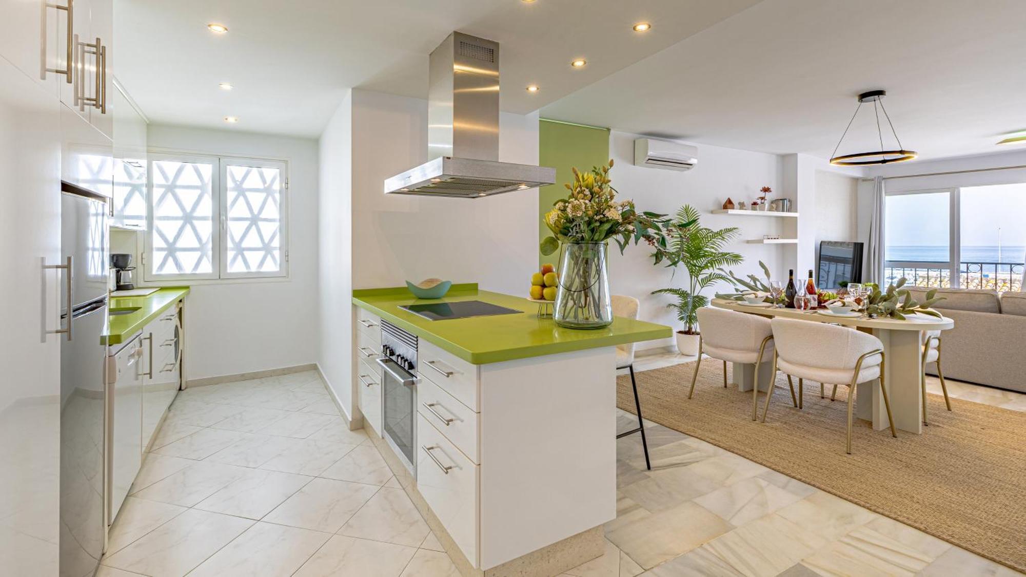 Vacation Marbella I Sea Views, 24-7 Security, Parking, Walk To Everything In Luxurious Puerto Banus 外观 照片